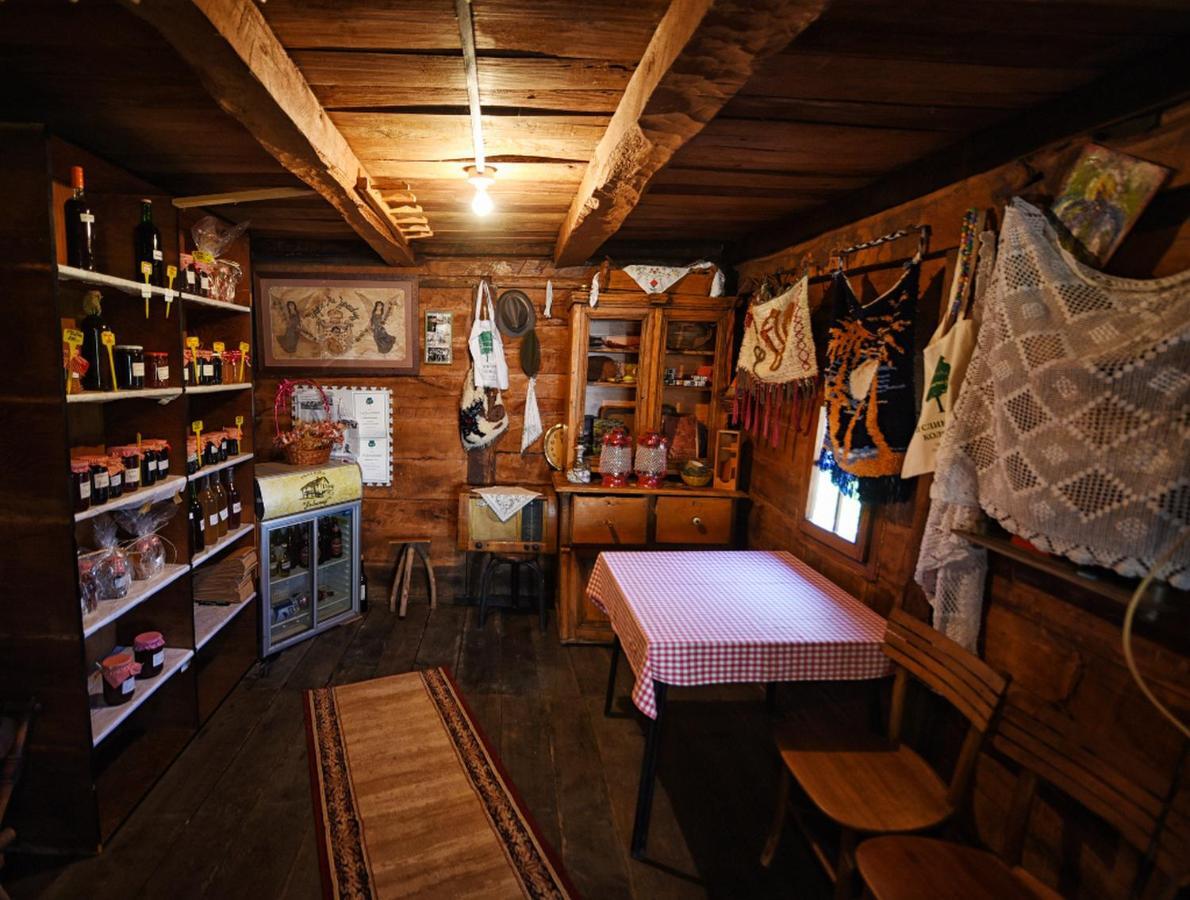 Etno Selo Moj Zavicaj Holiday home Gornji Milanovac